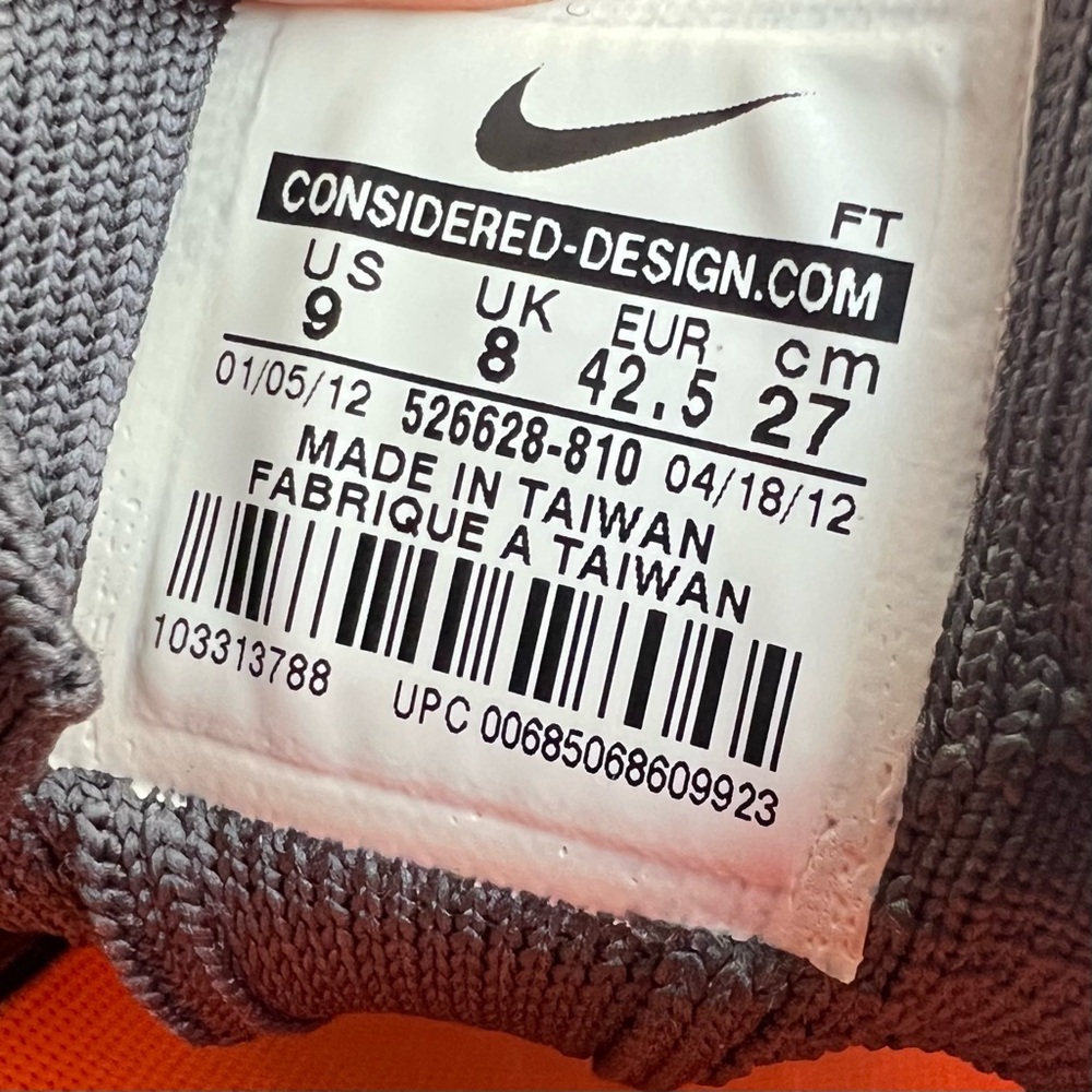 Nike Flyknit Racer Mens Size 9 Sneakers Runners Orange Black Mesh Swoosh - Picture 6 of 10